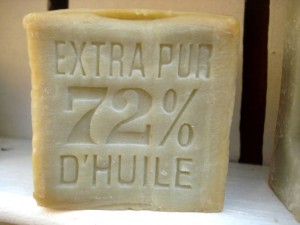 Se laver les mains plusieurs fois par jour est indispensable !