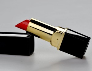 lipstick-1818418_1280